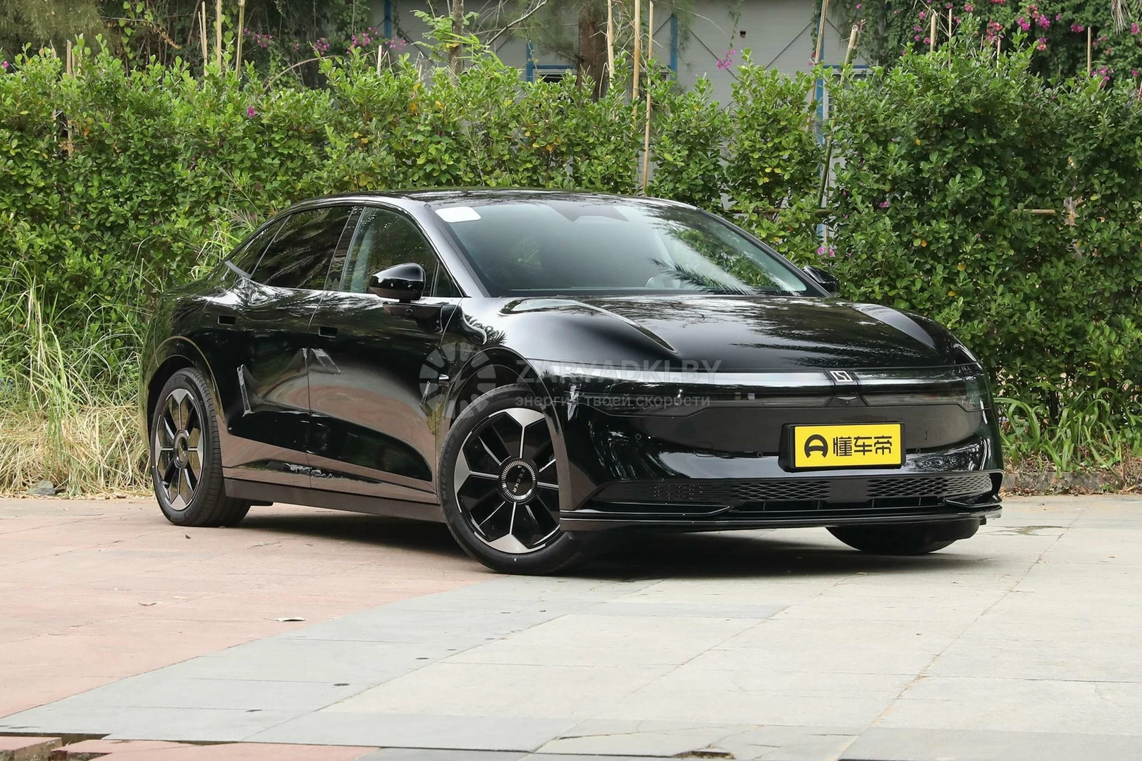 Электромобили Электромобиль Zeekr 007 Drive