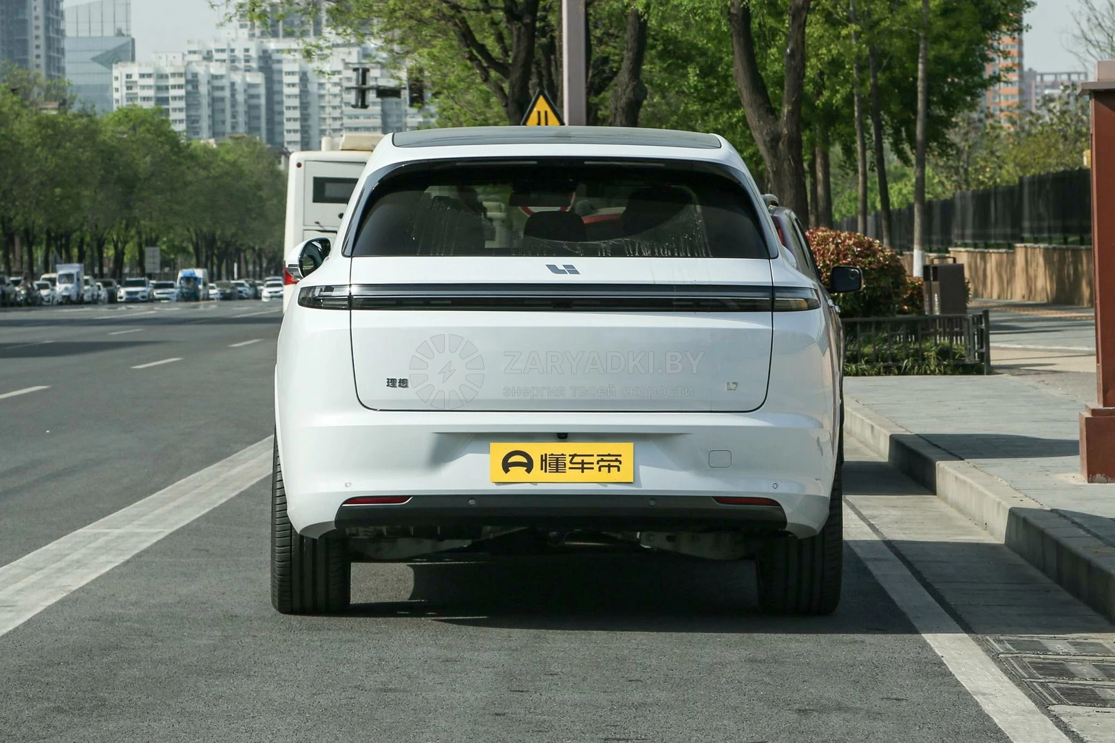 Электромобили Электромобиль Lixiang L7 Pro