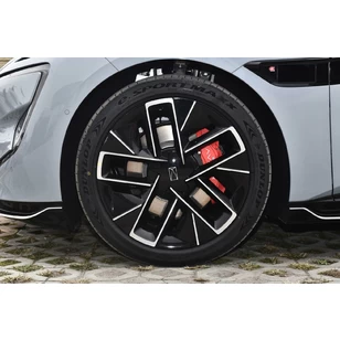 Электромобиль Avatr 12 Luxury